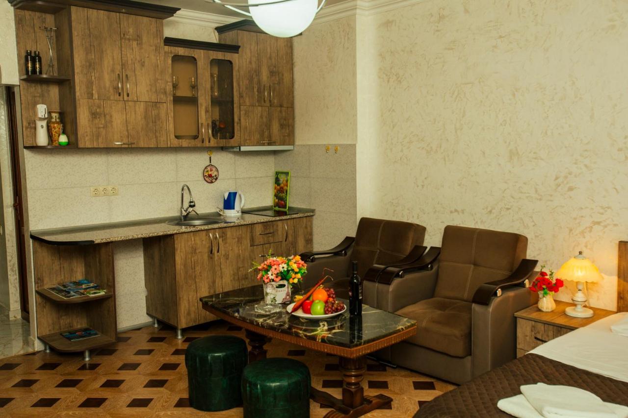 Royal Apartments Батумі Екстер'єр фото