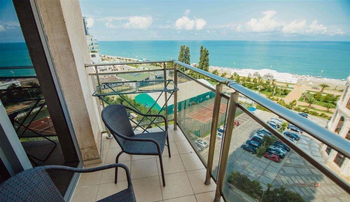 Royal Apartments Батумі Екстер'єр фото