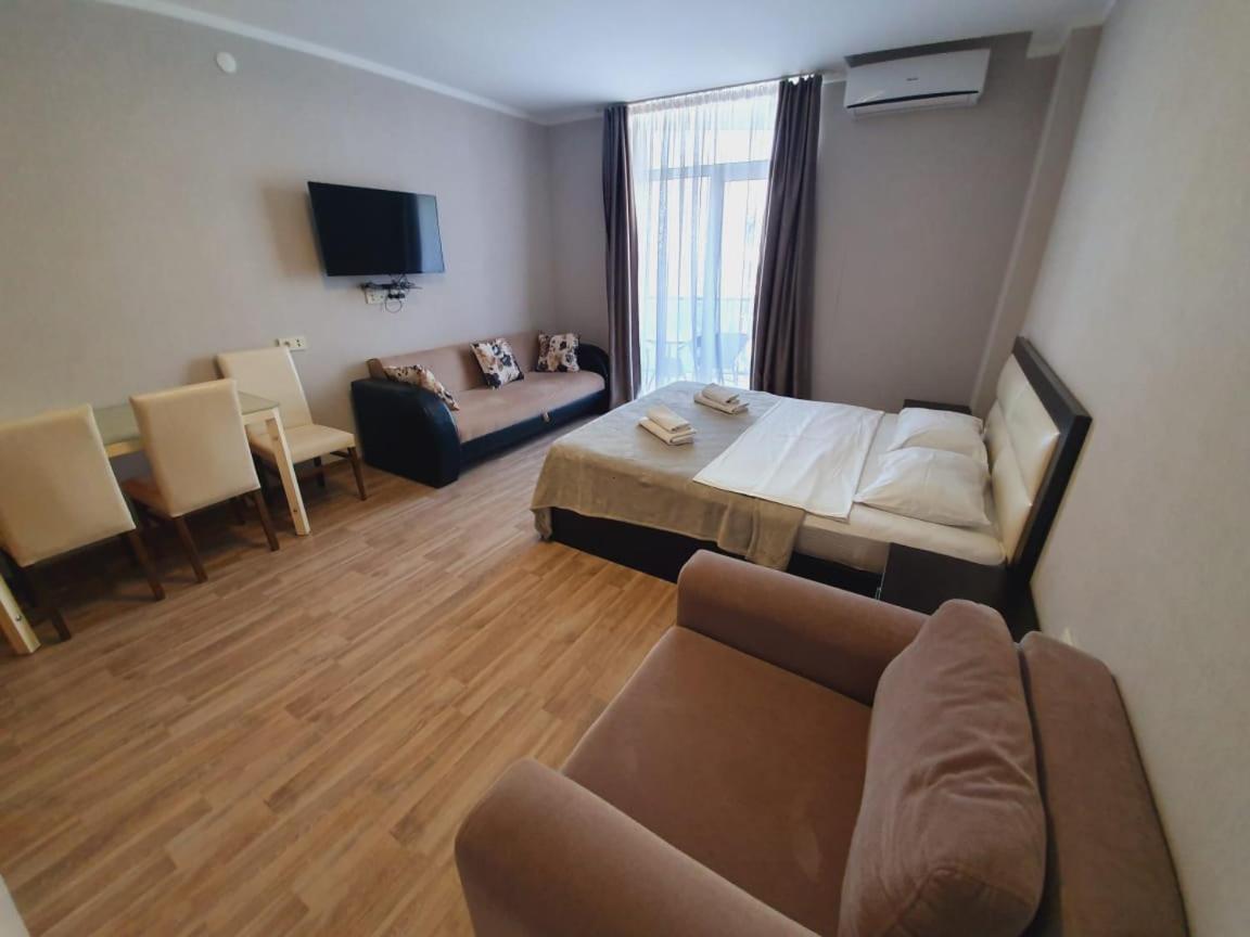 Royal Apartments Батумі Екстер'єр фото