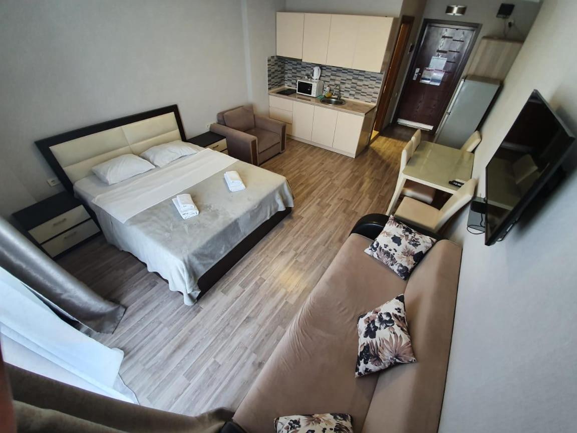 Royal Apartments Батумі Екстер'єр фото