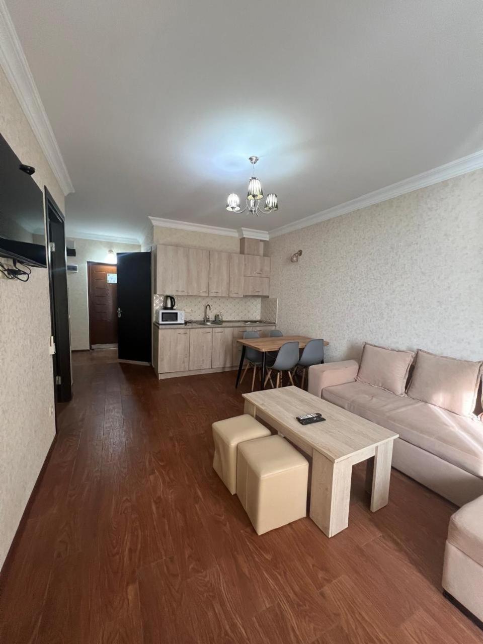 Royal Apartments Батумі Екстер'єр фото