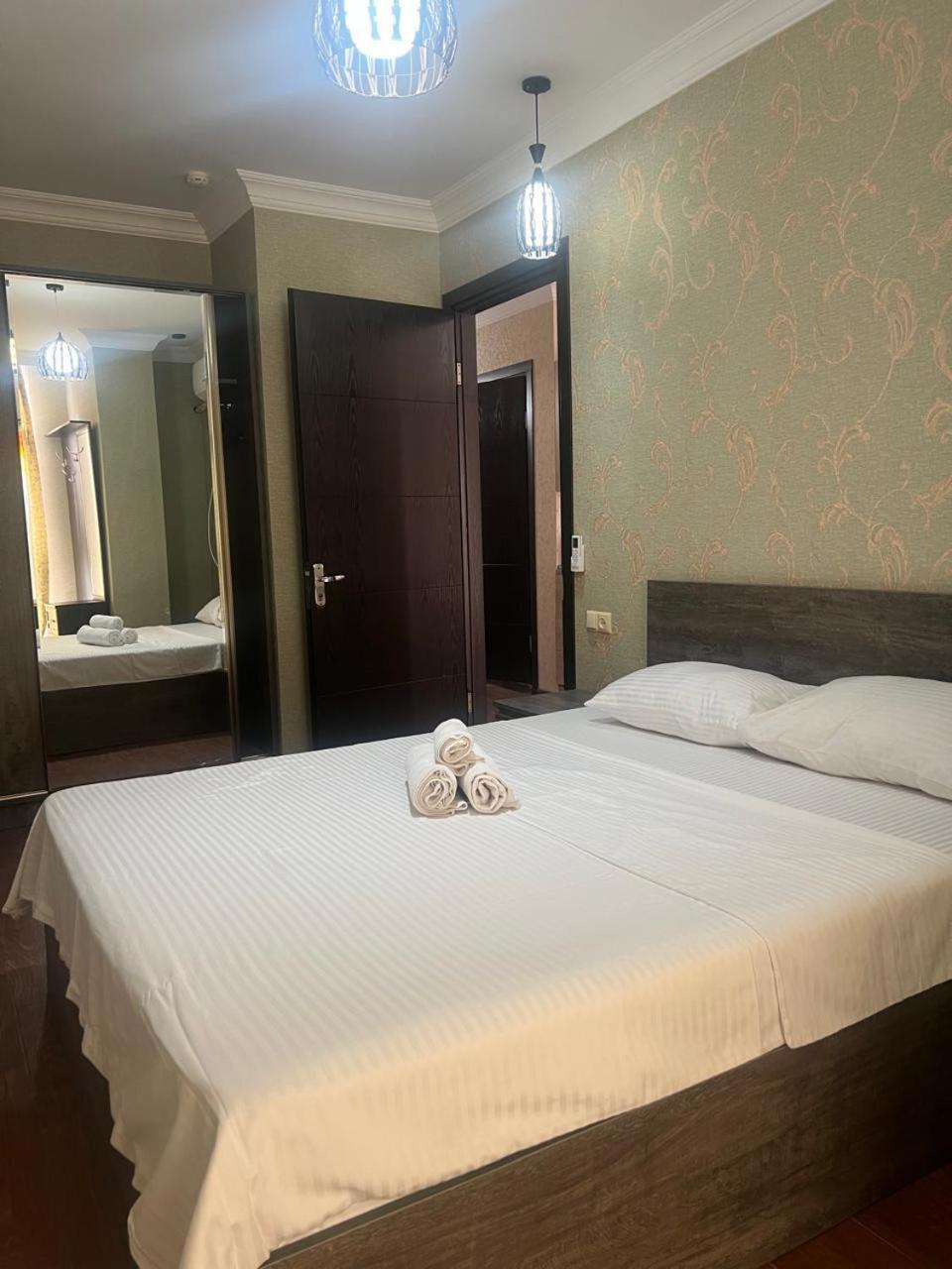 Royal Apartments Батумі Екстер'єр фото